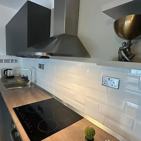 شقة Mckenziegold 15, 2-bedroom Luxury By Myguest Cyprus