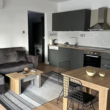 Mckenziegold 15, 2-bedroom Luxury By Myguest Cyprus *